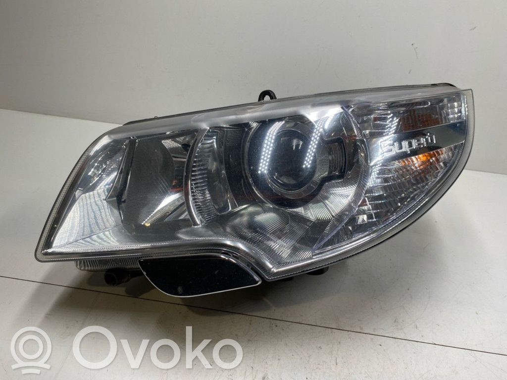 Skoda Superb B6 (3T) Phare frontale 