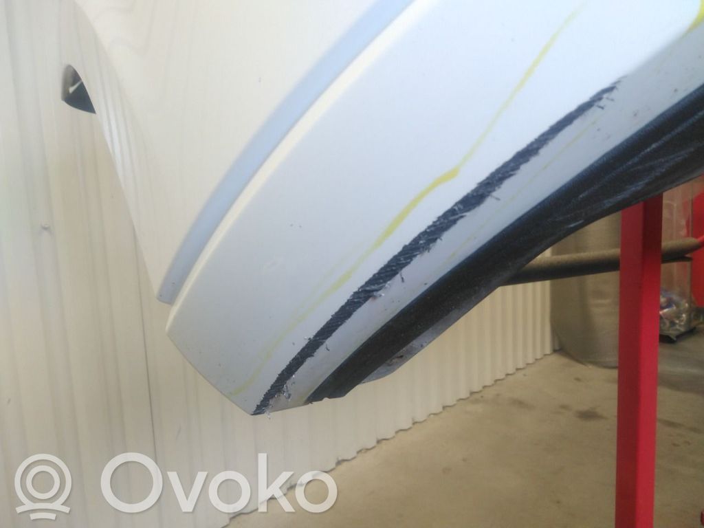 Volkswagen e-Golf Bară față 