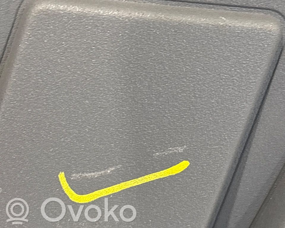 Volkswagen PASSAT B7 Capac protecție motor 