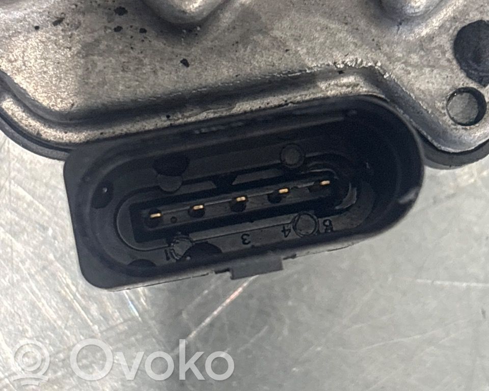 Volkswagen PASSAT B7 Valvola corpo farfallato 