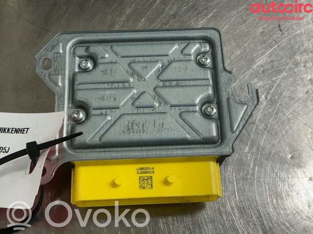 Volkswagen Touran III Sterownik / Moduł Airbag 