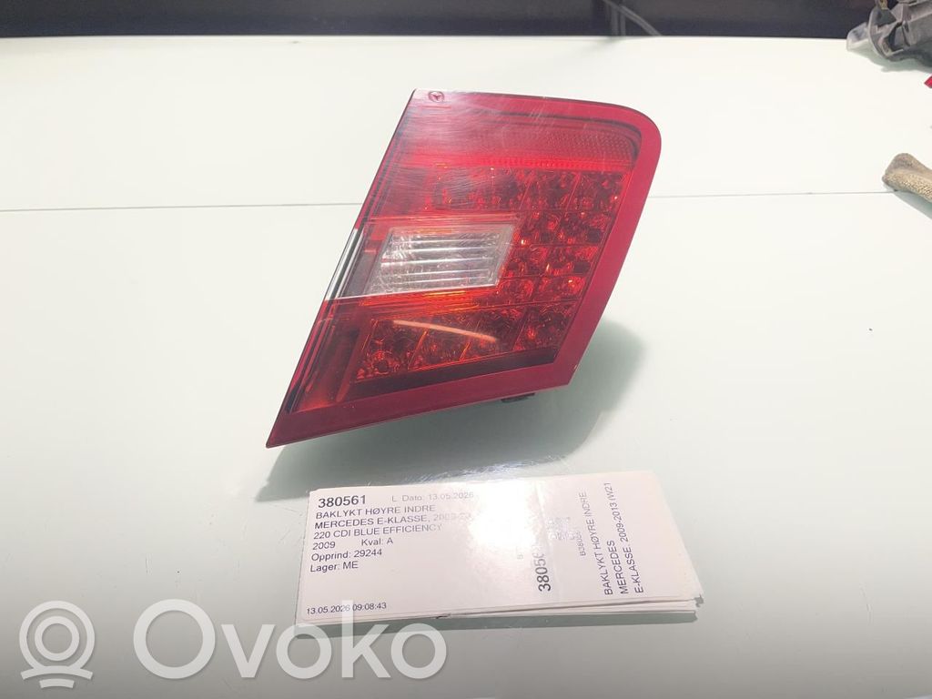 Mercedes-Benz E W212 Lampă spate în caroserie 