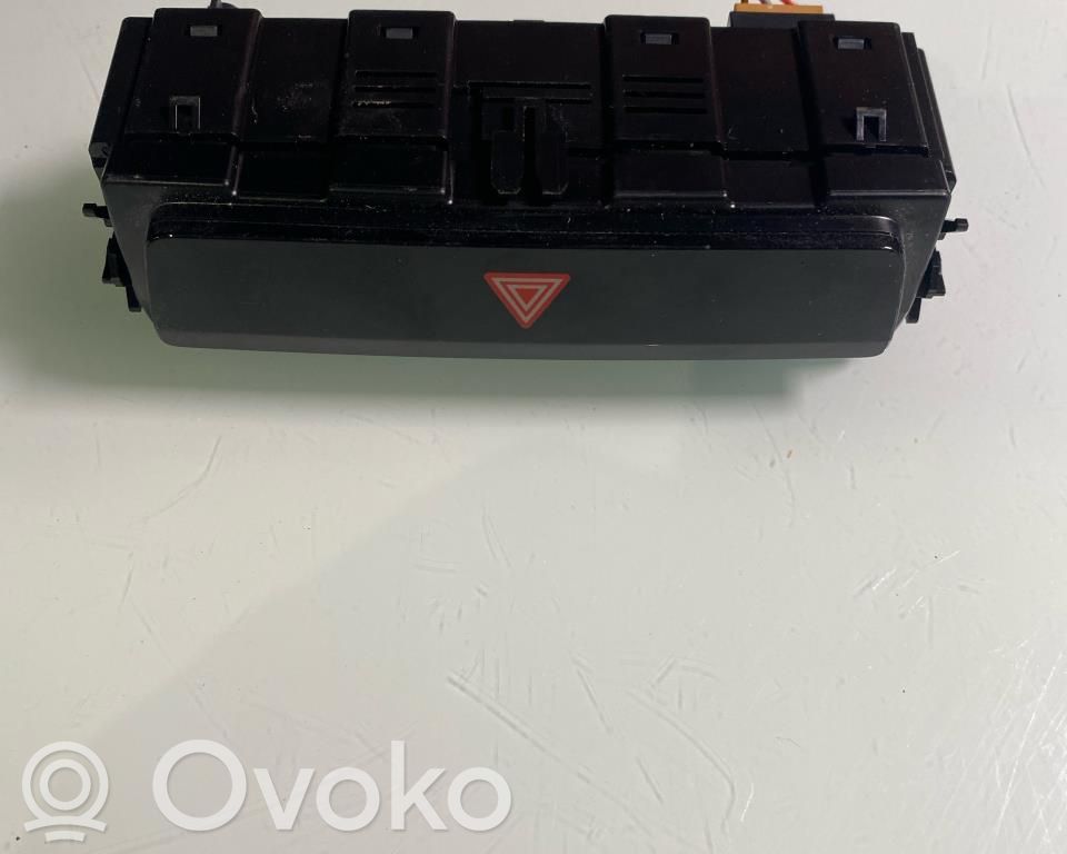 Botón interruptor de luz de peligro   85E925301D,85E925301D