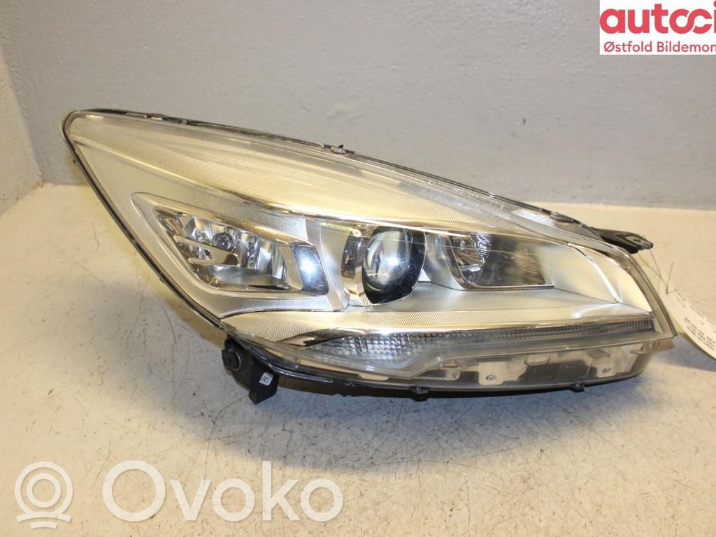 Ford Kuga II Headlight/headlamp 