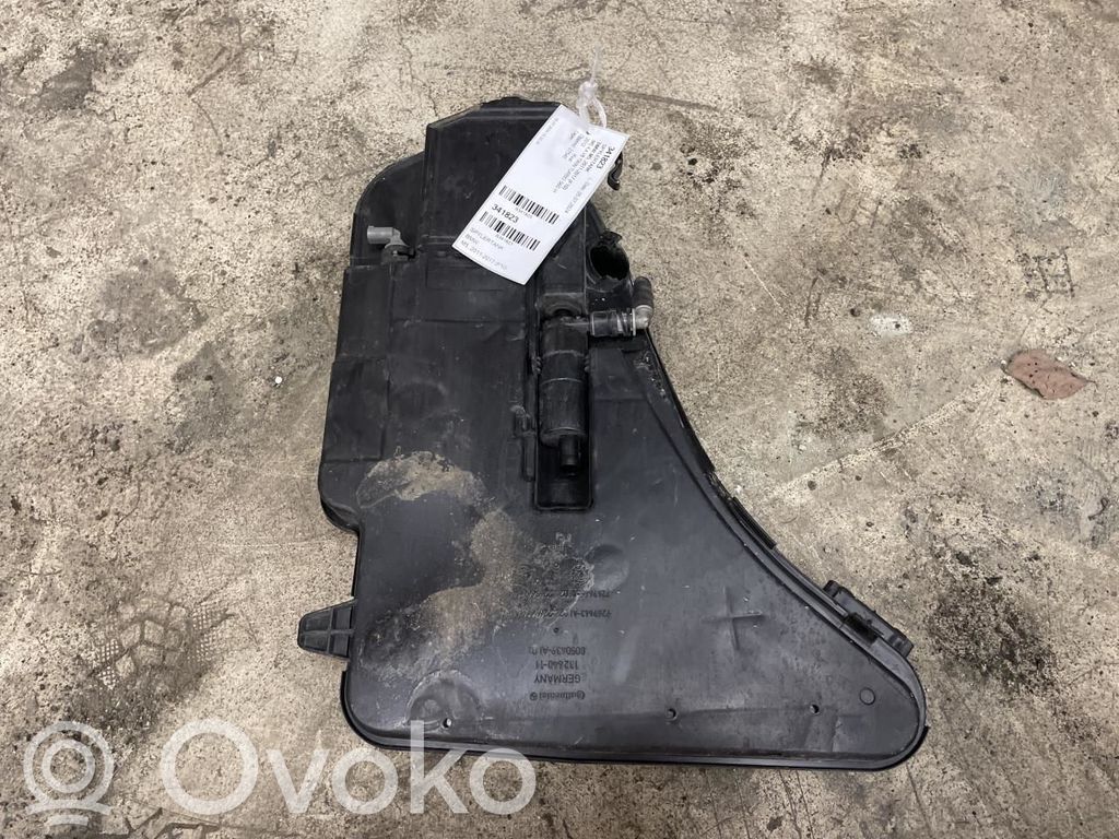 BMW M5 Zbiornik płynu do spryskiwaczy szyby przedniej / czołowej 