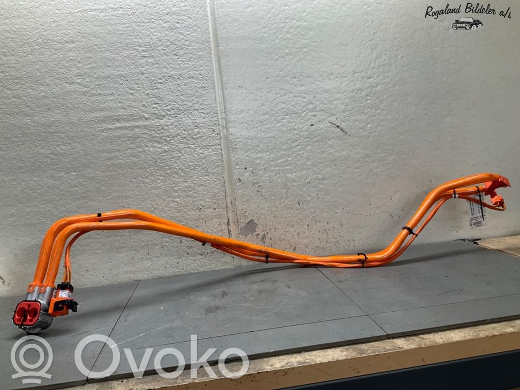 Tesla Model Y High voltage cable 