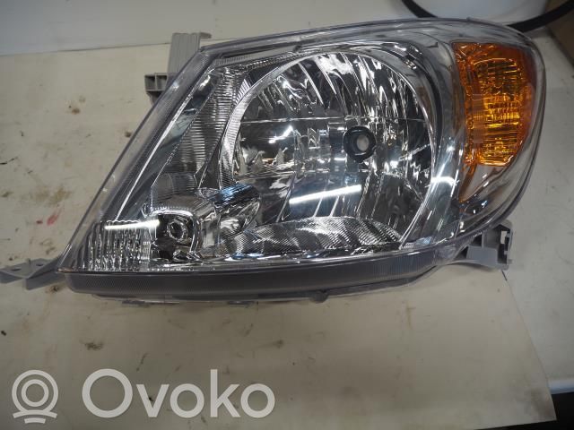 Lampa przednia   811500K080,819209E,811500K080,819209E