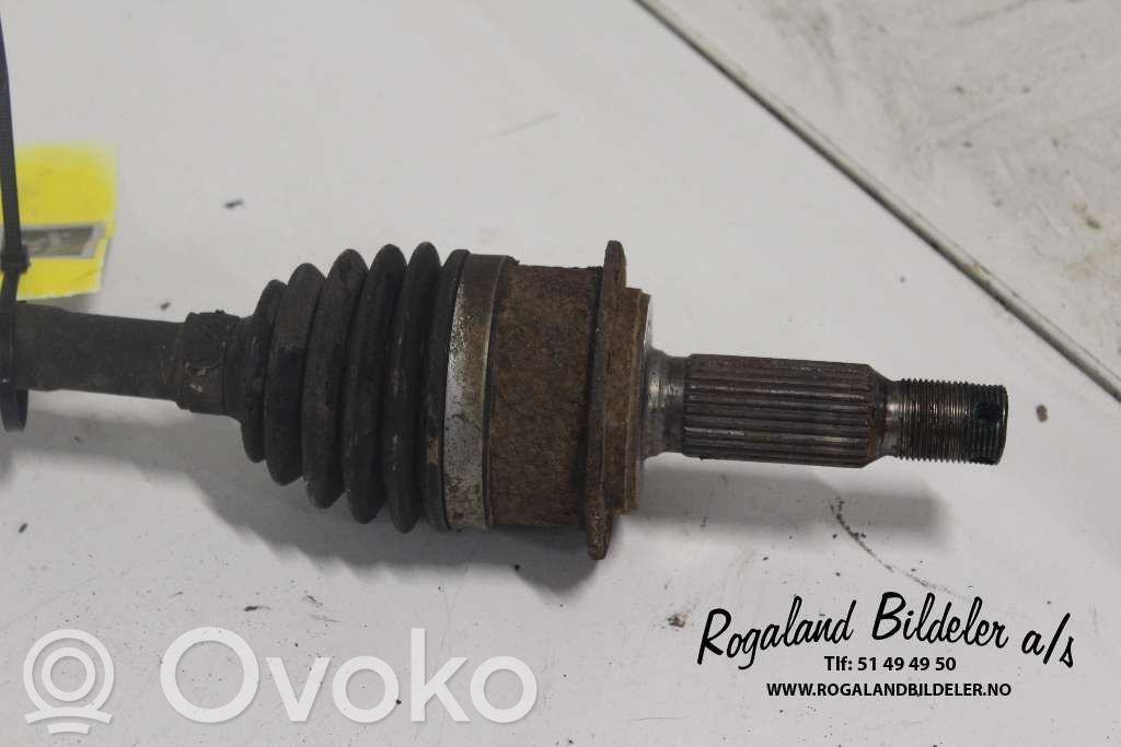 Takavetoakseli   3715A032,3715A032,3715A032