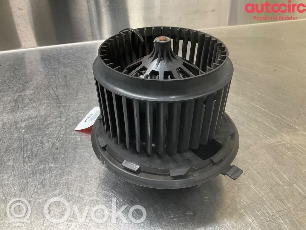 Volkswagen Transporter - Caravelle T5 Ventola riscaldamento/ventilatore abitacolo 