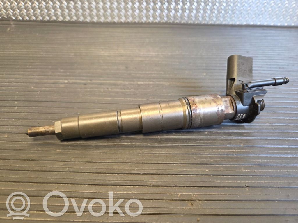 BMW 5 E60 E61 Fuel injector 