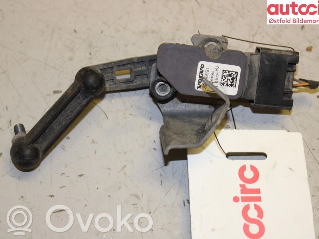 Volvo S90, V90 Senzor înălțime suspensie față pneumatică 