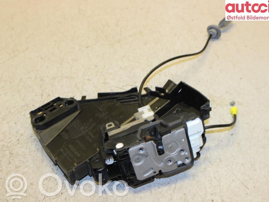 Volvo S90, V90 Încuietoare ușă spate 
