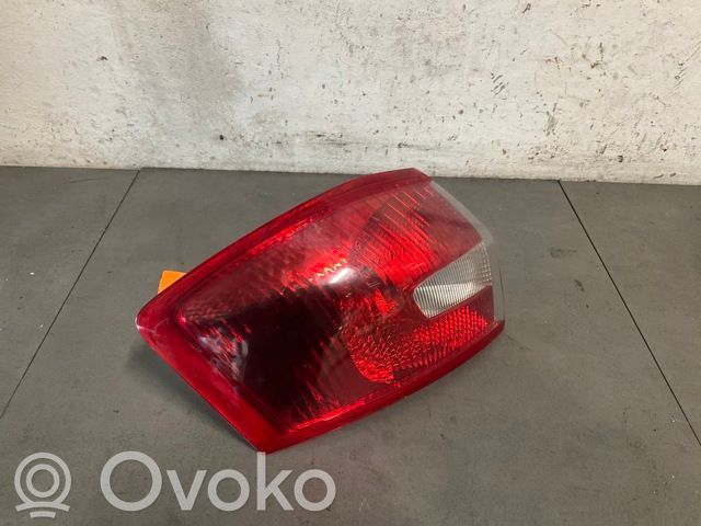 Ford Kuga I Takavalot 