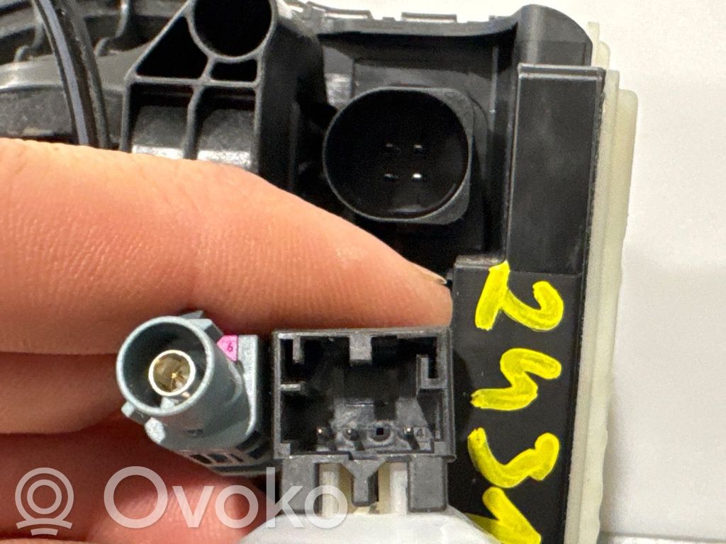Volkswagen e-Golf Takaluukun/tavaratilan luukun ulkokahva