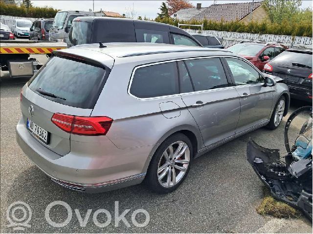 Volkswagen PASSAT B8 Caja de cambios automática 