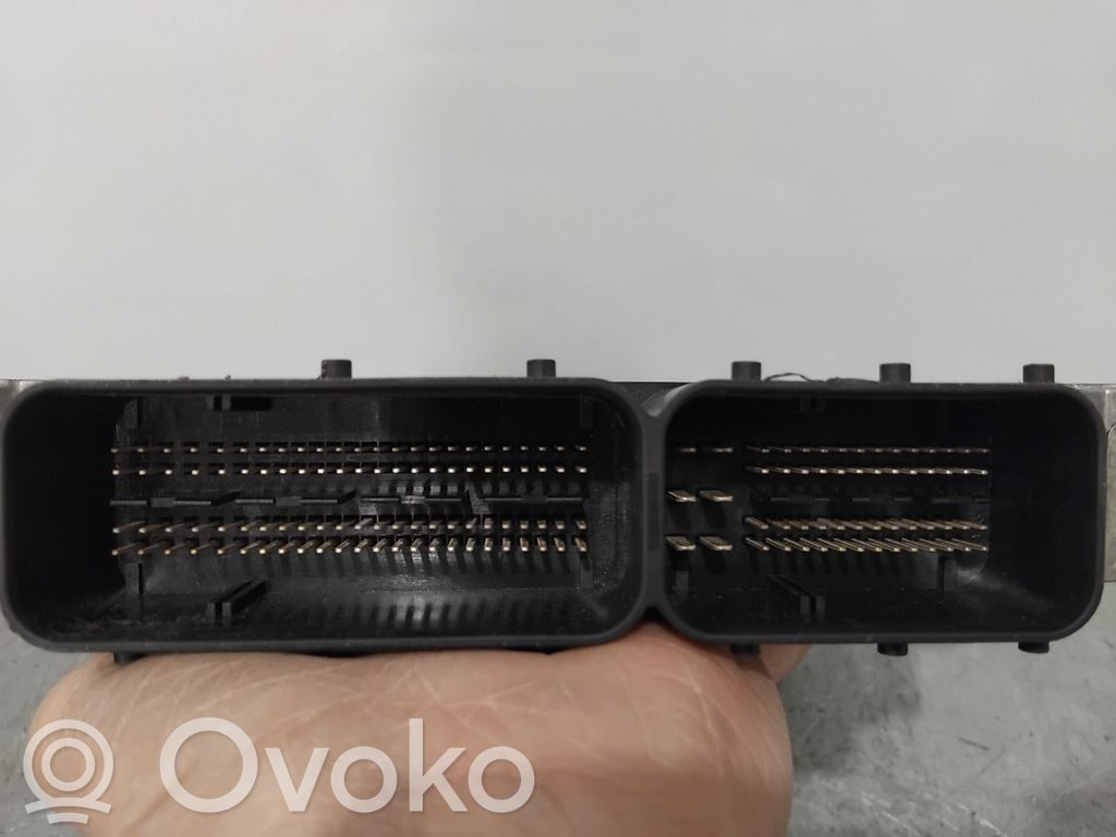 Mercedes-Benz E W212 Komputer / Sterownik ECU silnika 