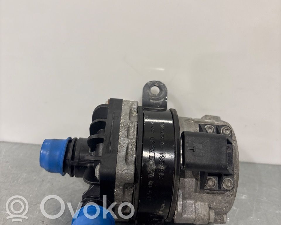 Volvo XC90 Webasto Kiertovesipumppu 
