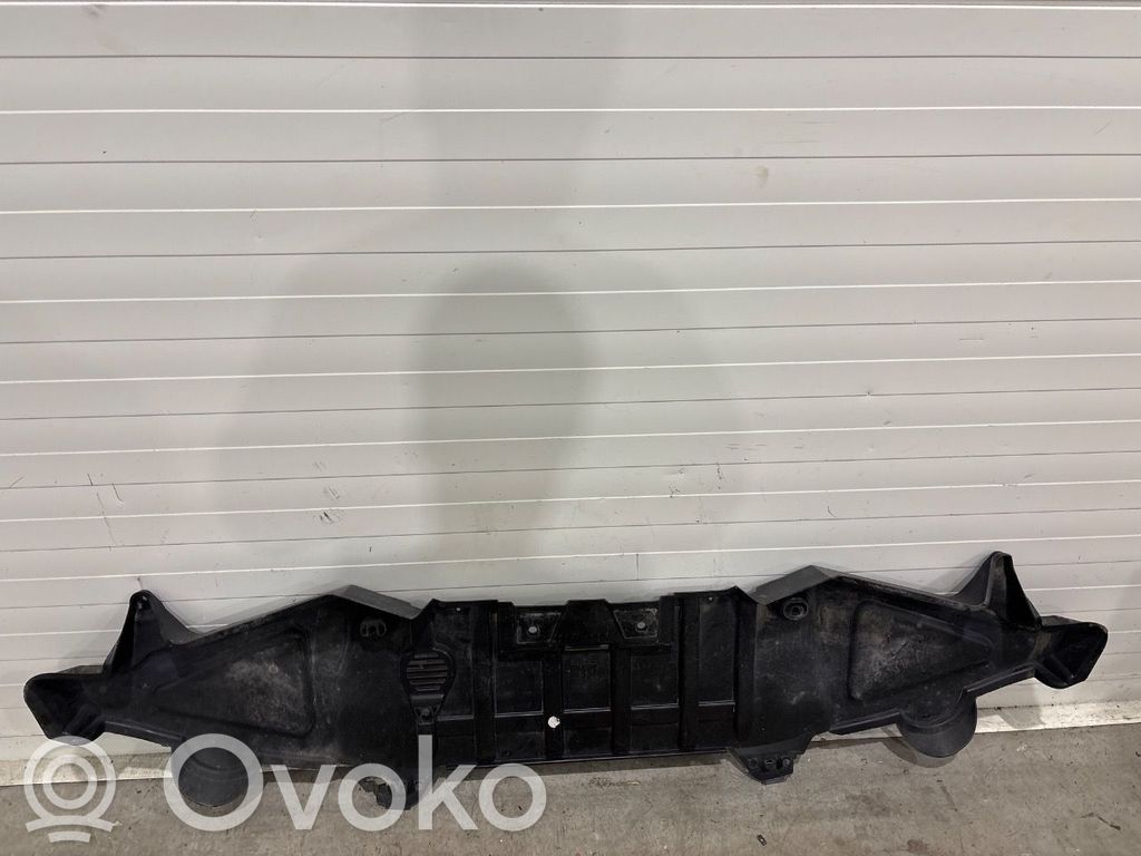 Volvo XC40 Placa protectora/protector antisalpicaduras motor 