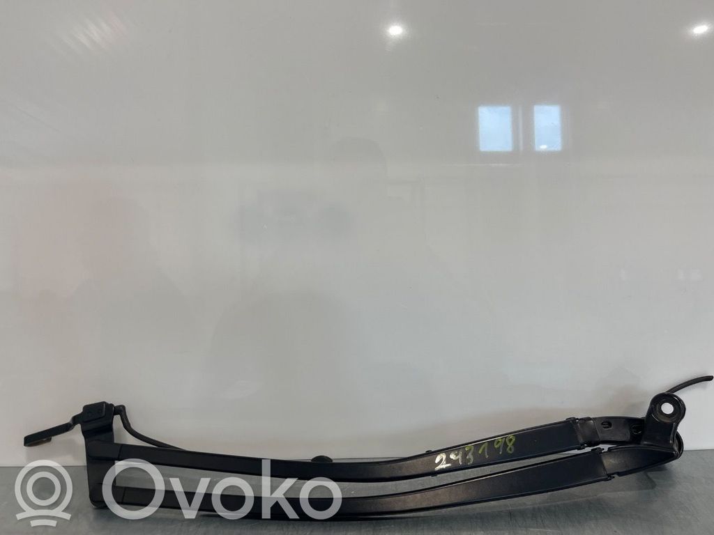 Peugeot iOn Brazo del limpiaparabrisas delantero 