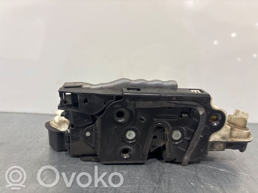 Etuoven lukko   5K1837015E,5K1837015J,5K1837015J,5K1837015E,5K1837015J