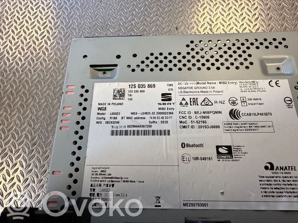 Seat Mii Radio/CD/DVD/GPS head unit 