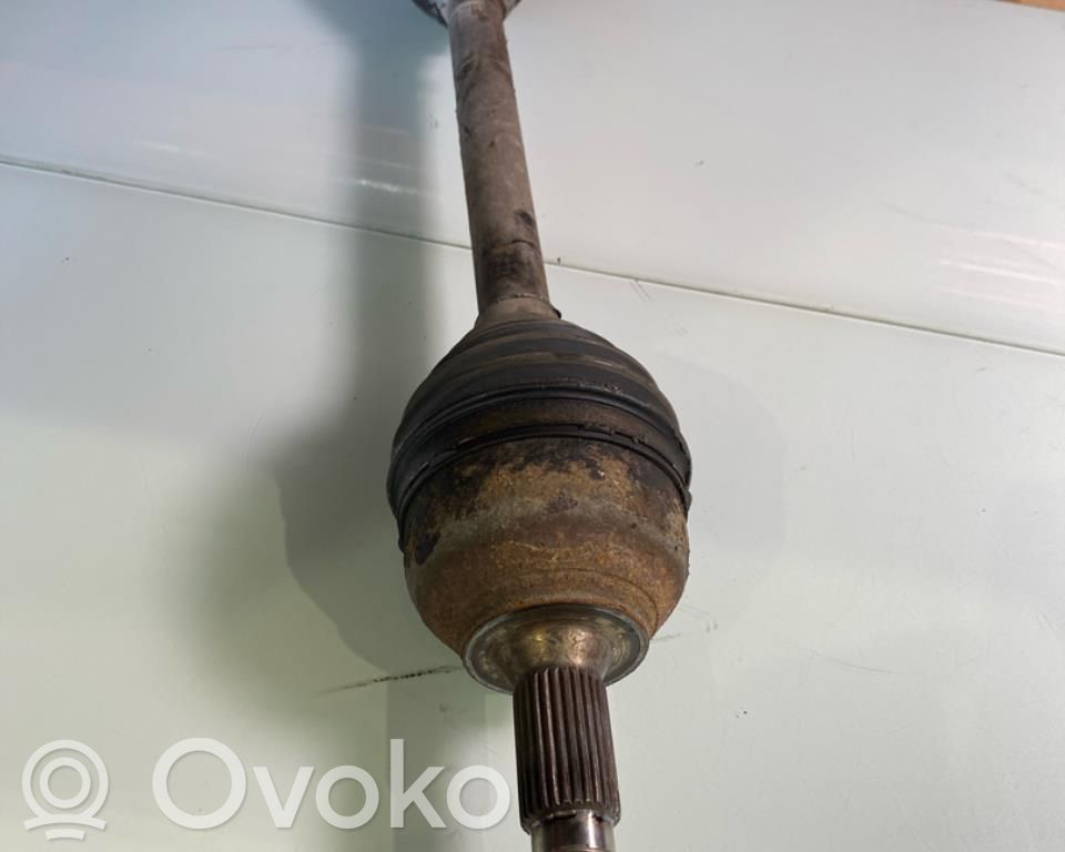 Peugeot Expert Etuvetoakseli 