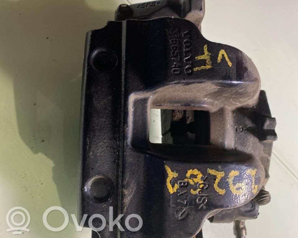 Volvo XC40 Zacisk hamulcowy przedni 