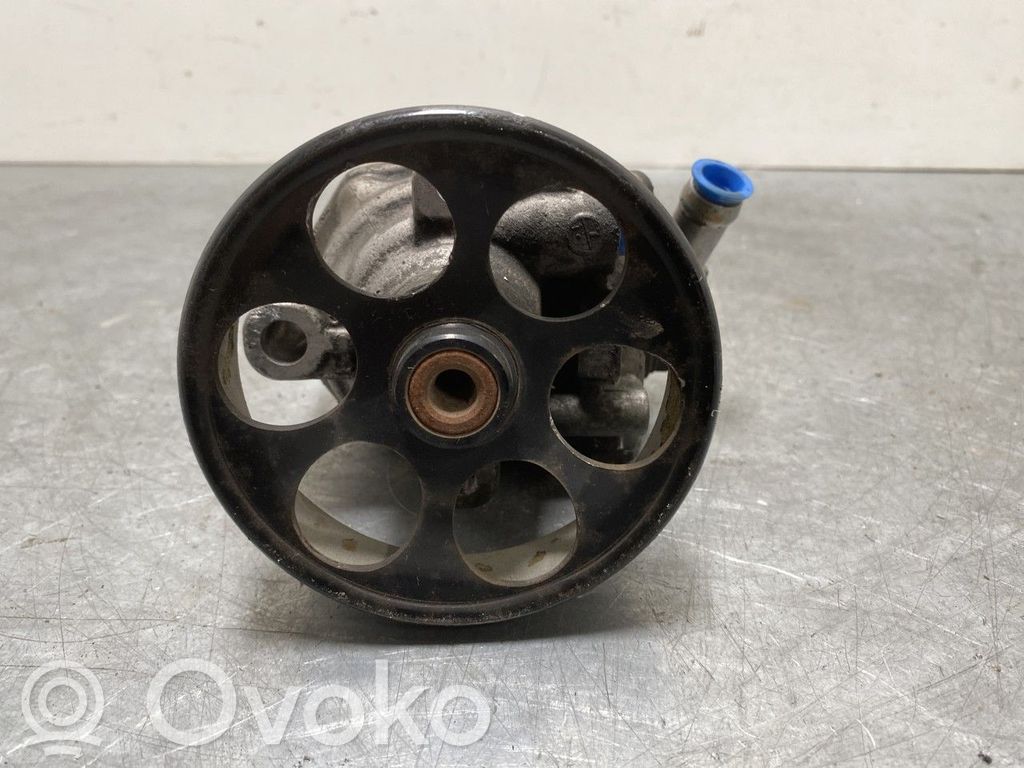 Subaru Legacy Ohjaustehostimen pumppu 