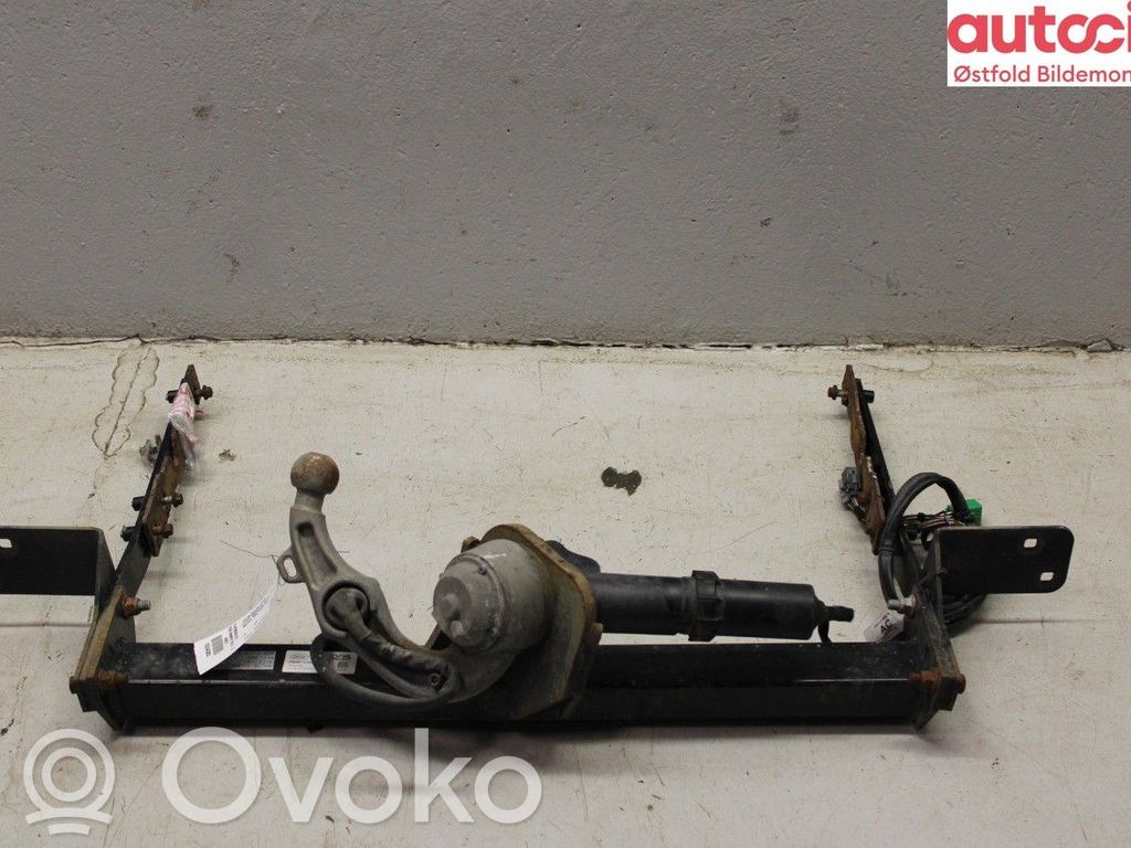Ford Mondeo MK V Barre de remorquage