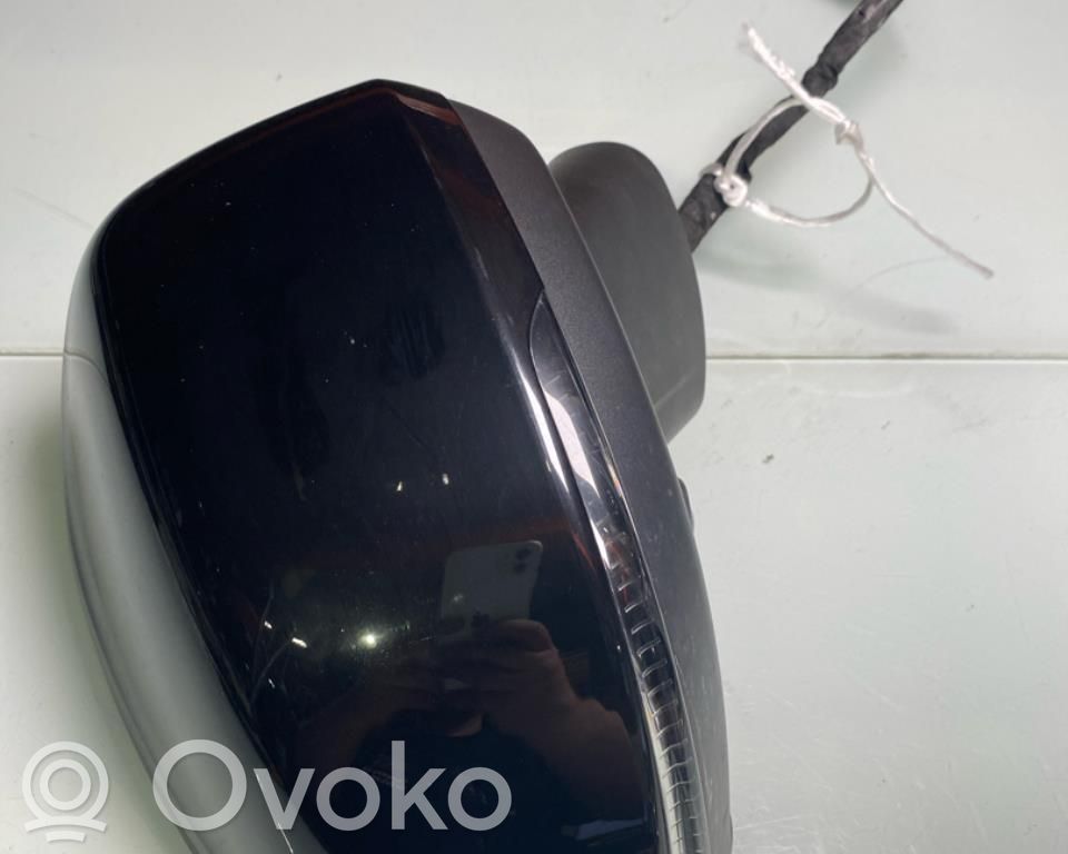Volvo XC40 Elektryczne lusterko boczne drzwi przednich 