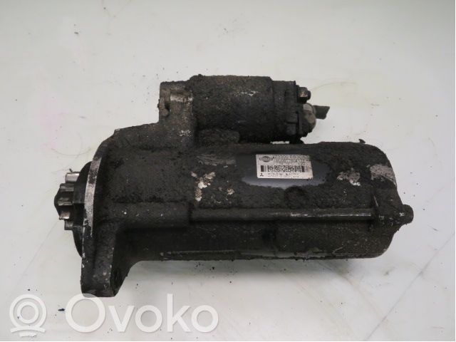 Nissan Navara D40 Motor de arranque 