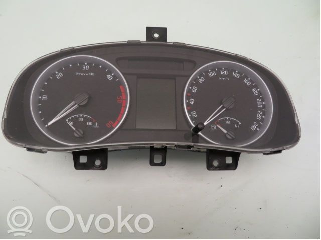 Skoda Fabia Mk2 (5J) Compteur de vitesse tableau de bord 