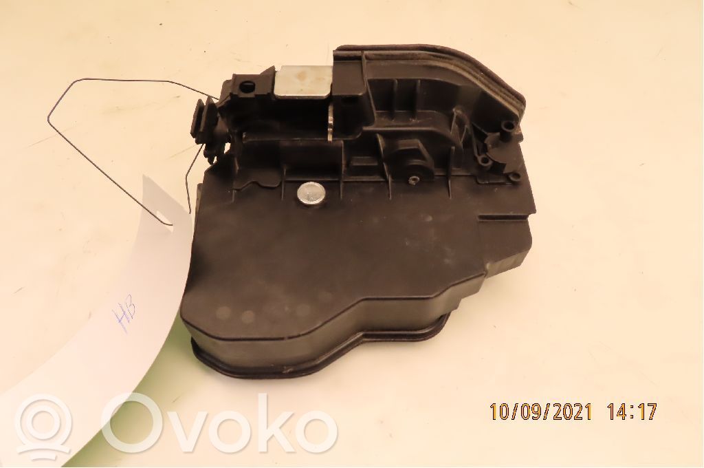 BMW 1 F20 F21 Serratura portiera posteriore 