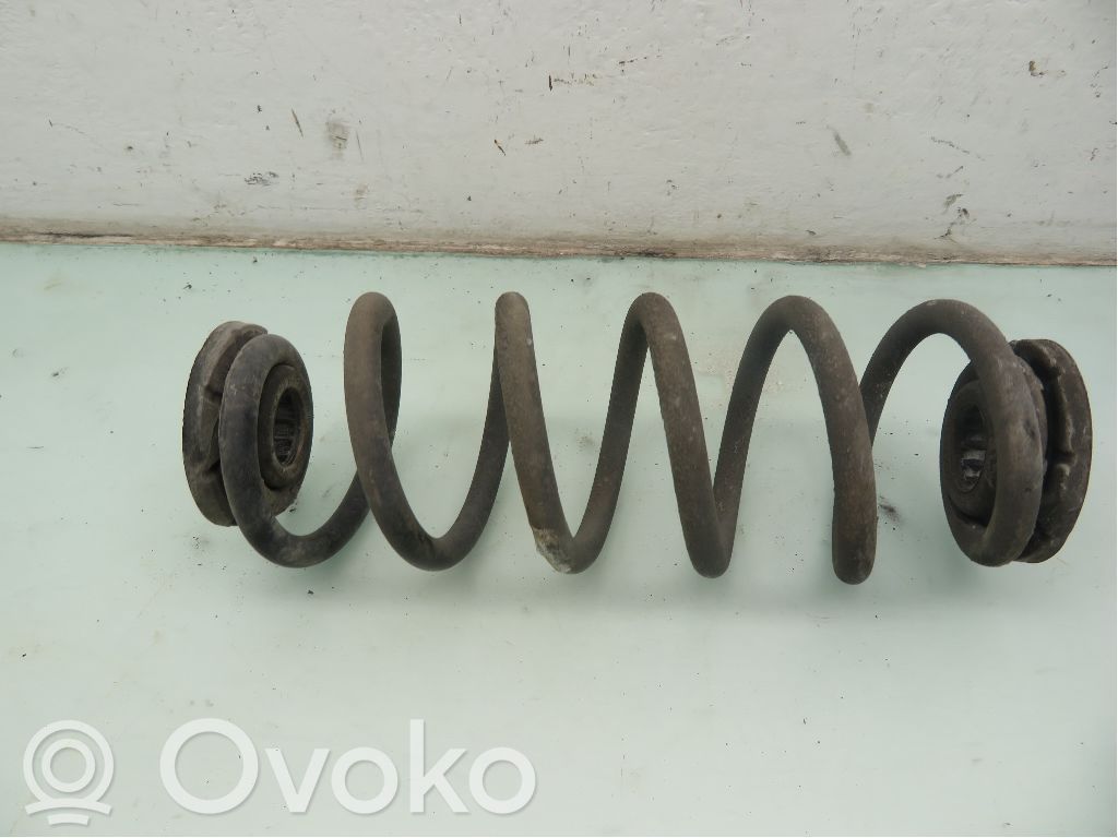 Opel Astra K Molla elicoidale posteriore con cuscinetti in gomma