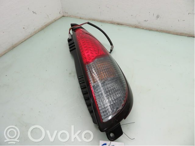 Peugeot iOn Luci posteriori 