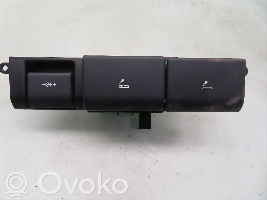 Land Rover Discovery 3 - LR3 Scrumieră spate
