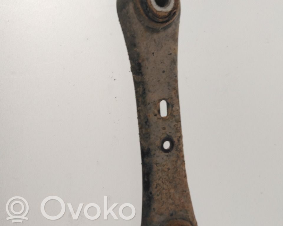 Volvo V70 Braț control spate 