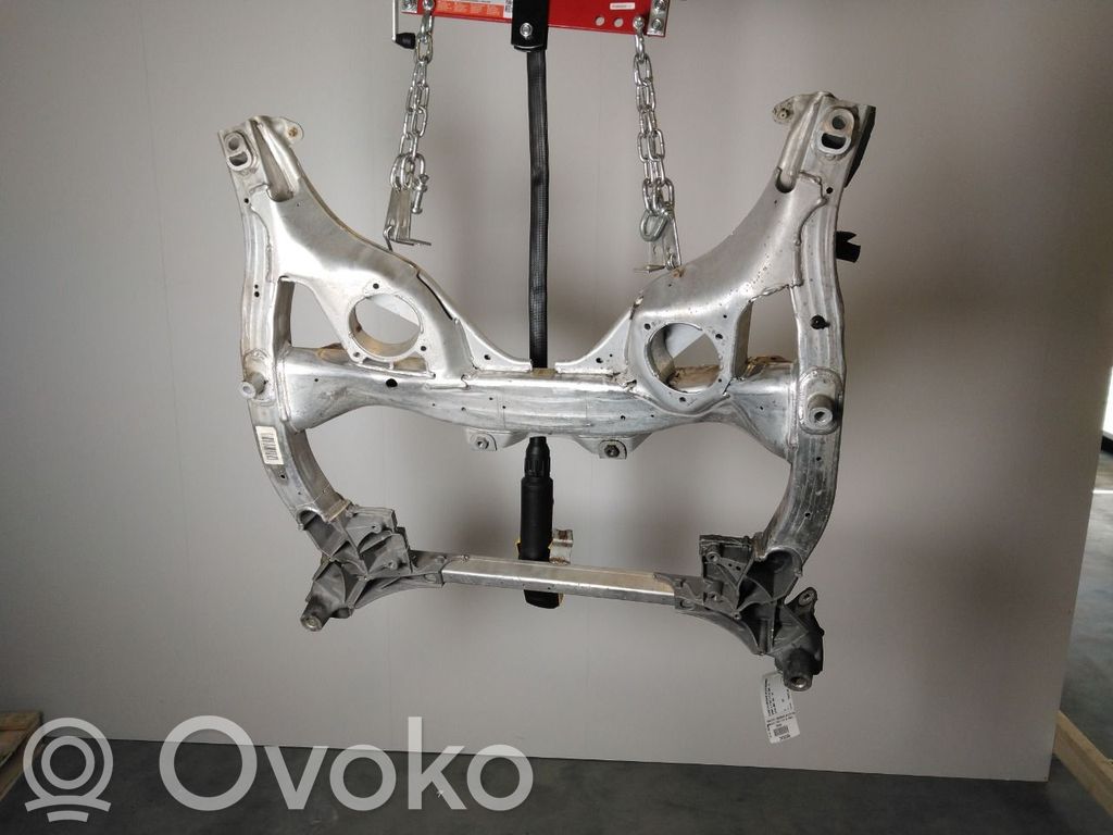 BMW 5 F10 F11 Subcadru frontal 