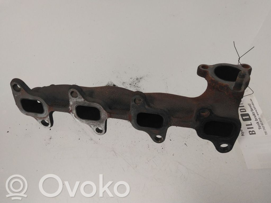 Toyota Avensis T270 Collettore di scarico 
