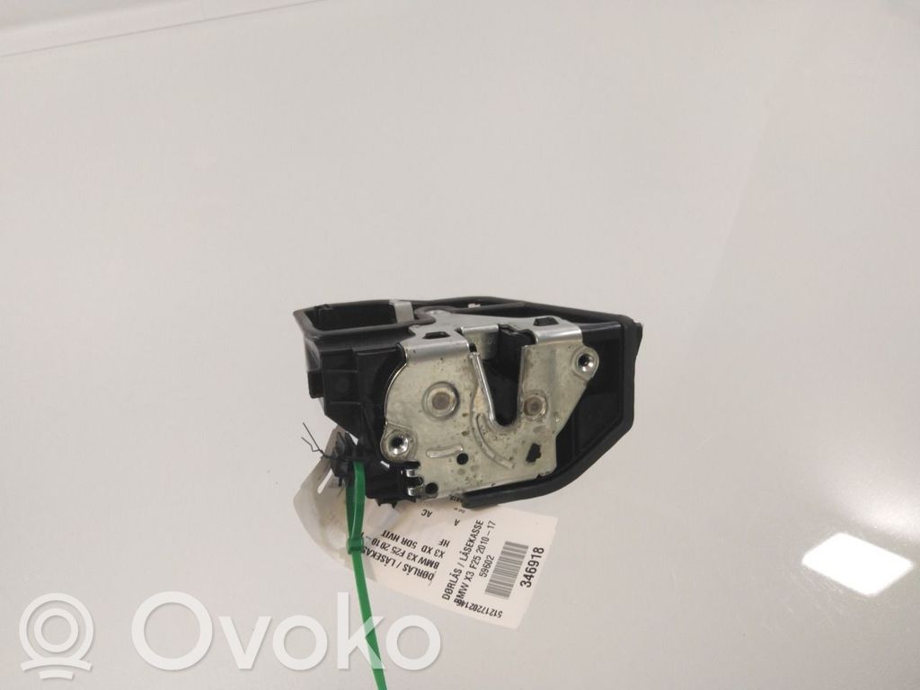 BMW X3 F25 Zamek drzwi przednich 