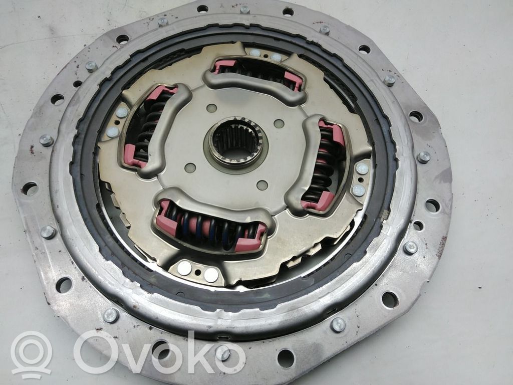 Toyota RAV 4 (XA50) Kit d'embrayage 
