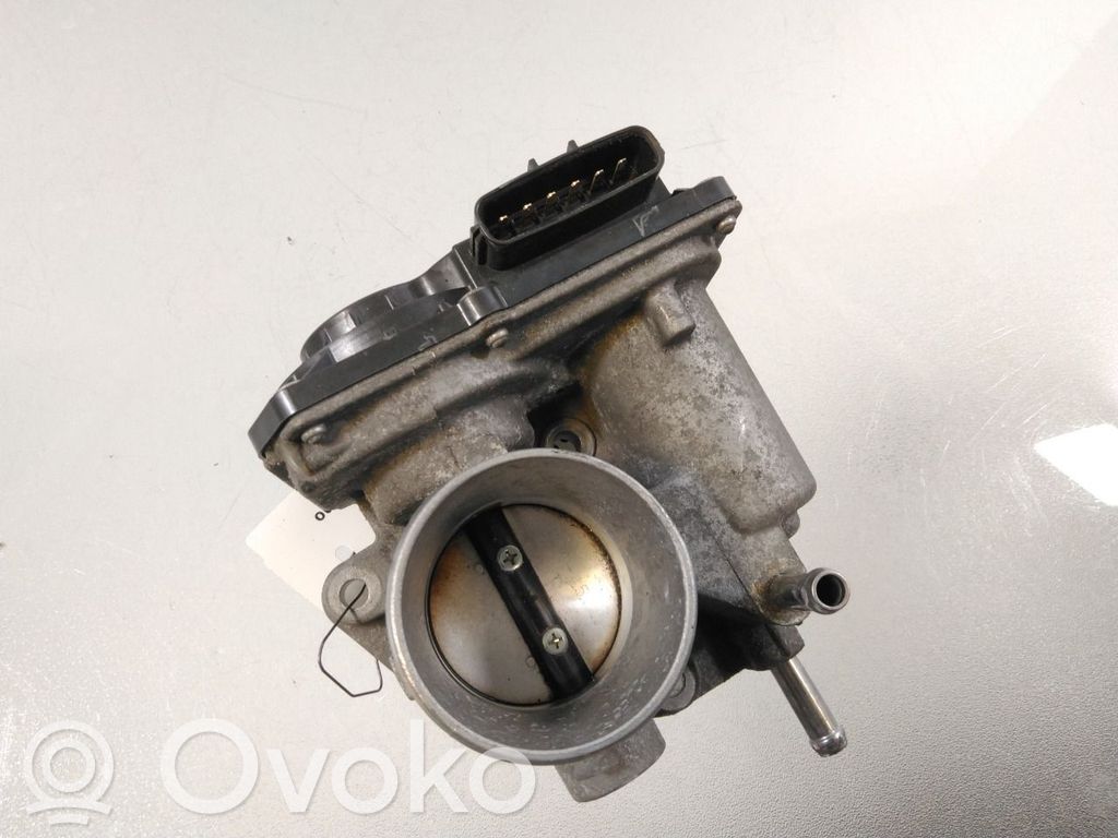 Toyota Yaris Valvola corpo farfallato 