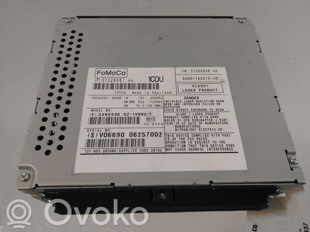 Volvo V70 Panel / Radioodtwarzacz CD/DVD/GPS 