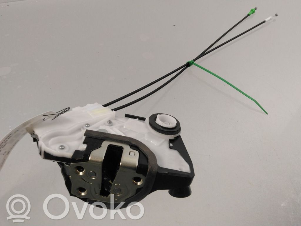 Toyota Yaris Etuoven lukko 