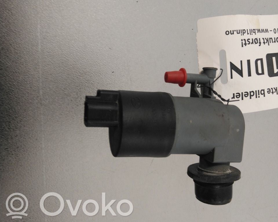 Toyota Yaris Pompe de lave-glace de pare-brise
