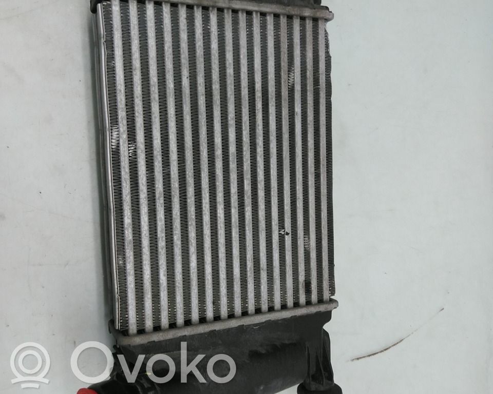 Nissan Qashqai Radiatore intercooler 