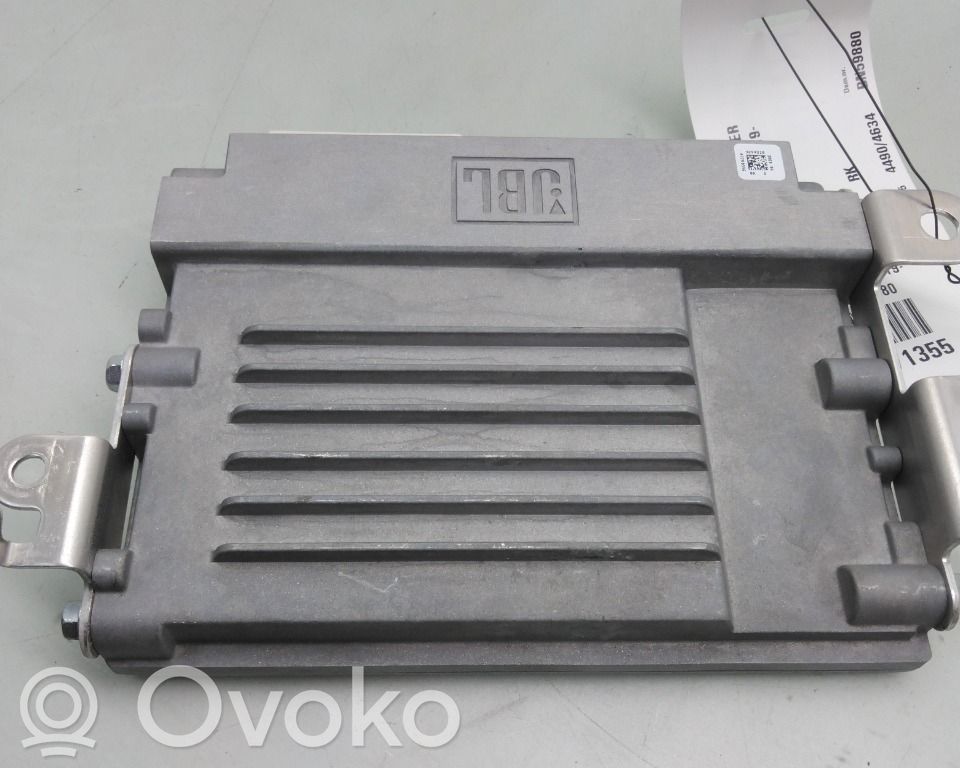 Toyota RAV 4 (XA50) Amplificatore
