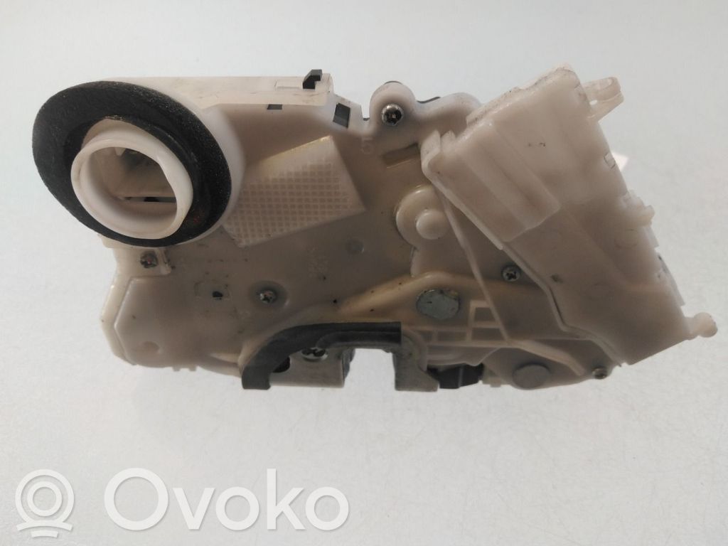 Toyota Yaris Serratura portiera anteriore