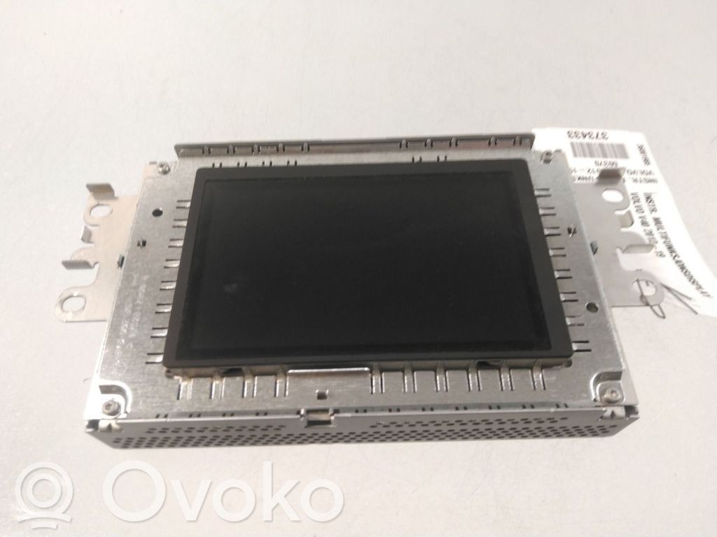 Volvo V40 Panel radia 
