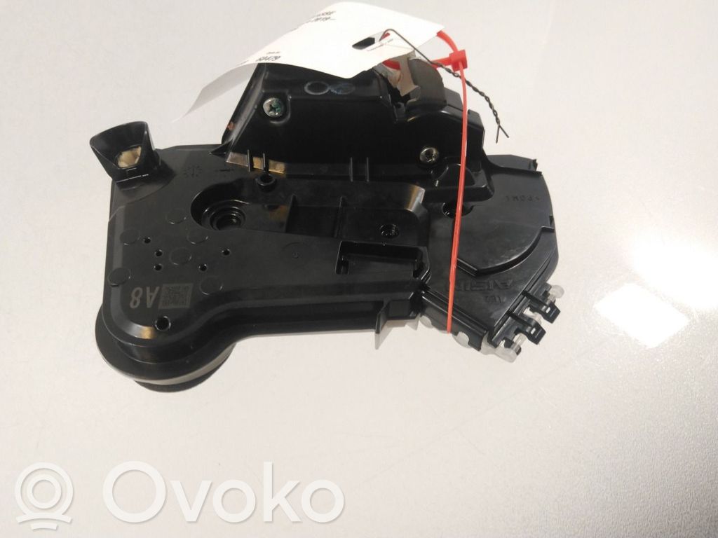 Toyota Corolla E210 E21 Serratura portiera anteriore 